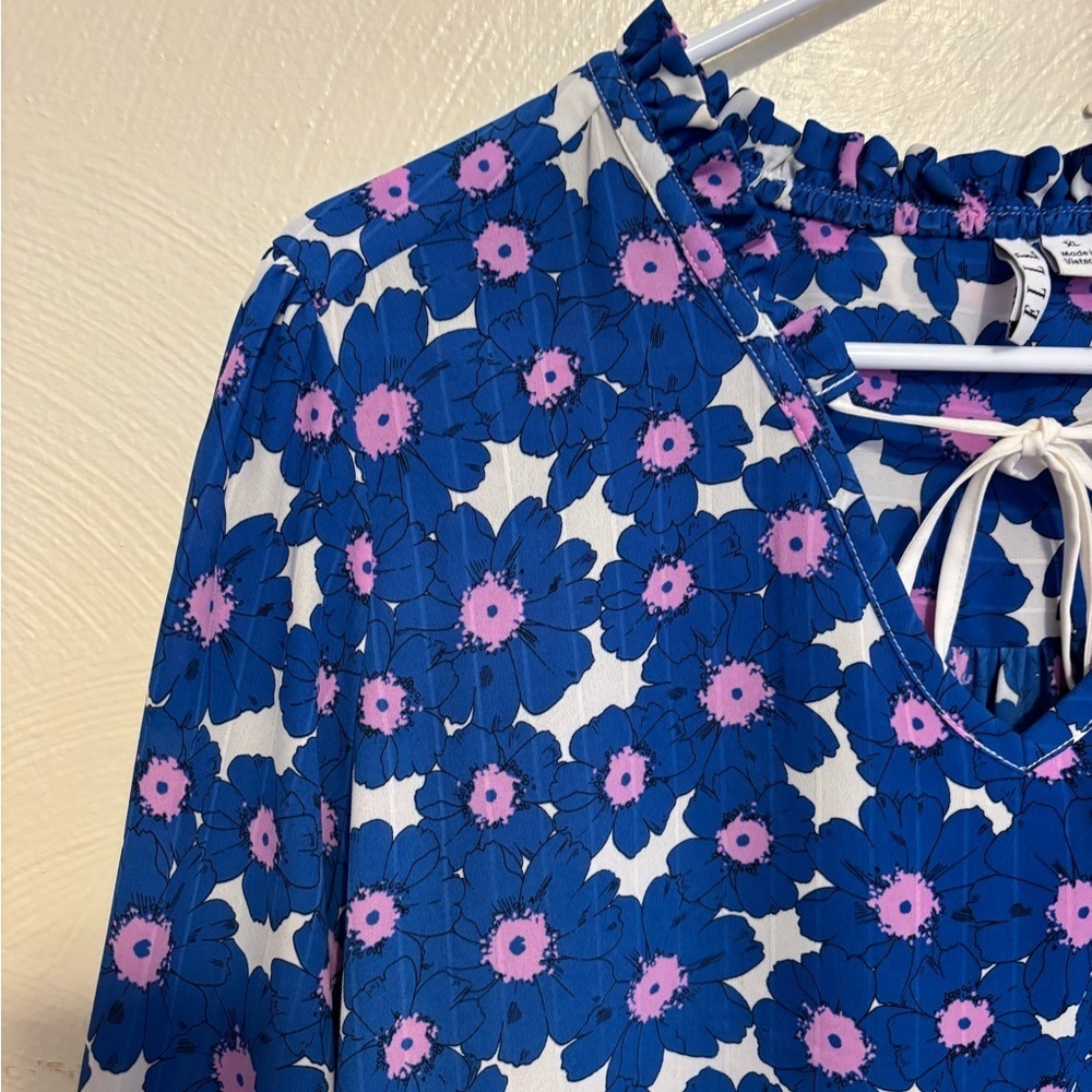 Elle Blue Floral Boho Blouse XL Tie Neck Long Sleeve - Picture 7 of 9